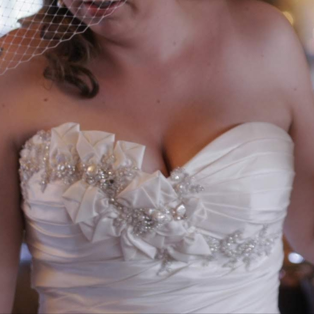 WEDDING DRESS Cara Mia